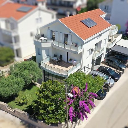 Apartments Dumancic Biograd Na Moru Exterior photo