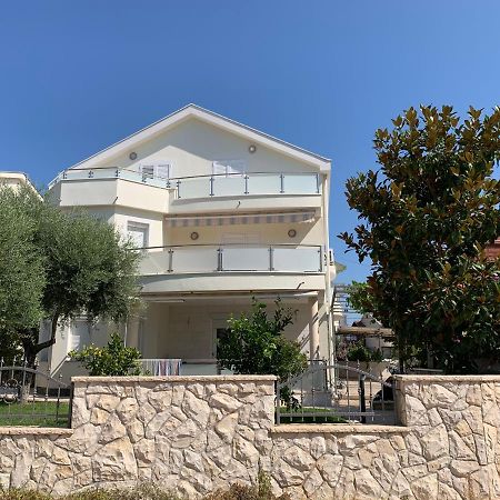 Apartments Dumancic Biograd Na Moru Exterior photo