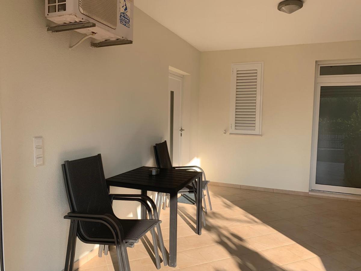 Apartments Dumancic Biograd Na Moru Exterior photo