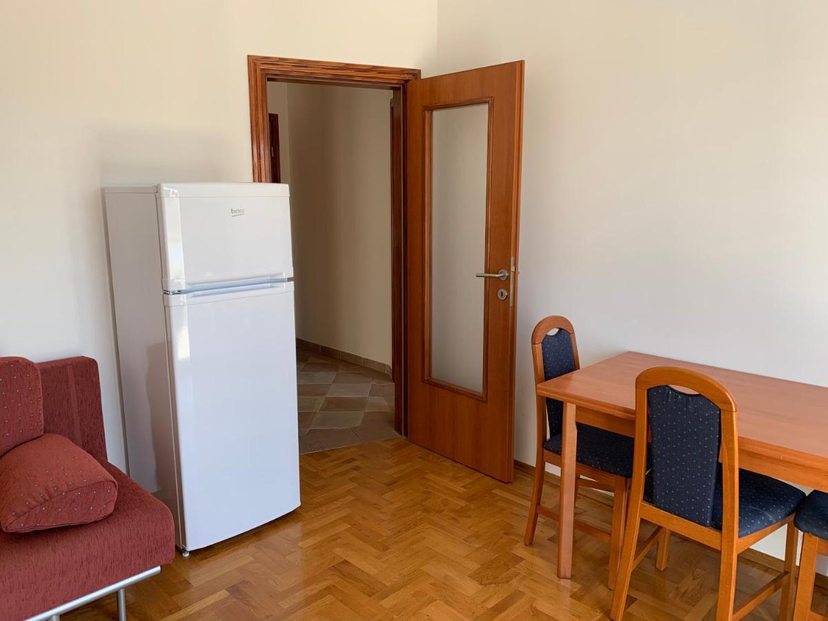 Apartments Dumancic Biograd Na Moru Exterior photo