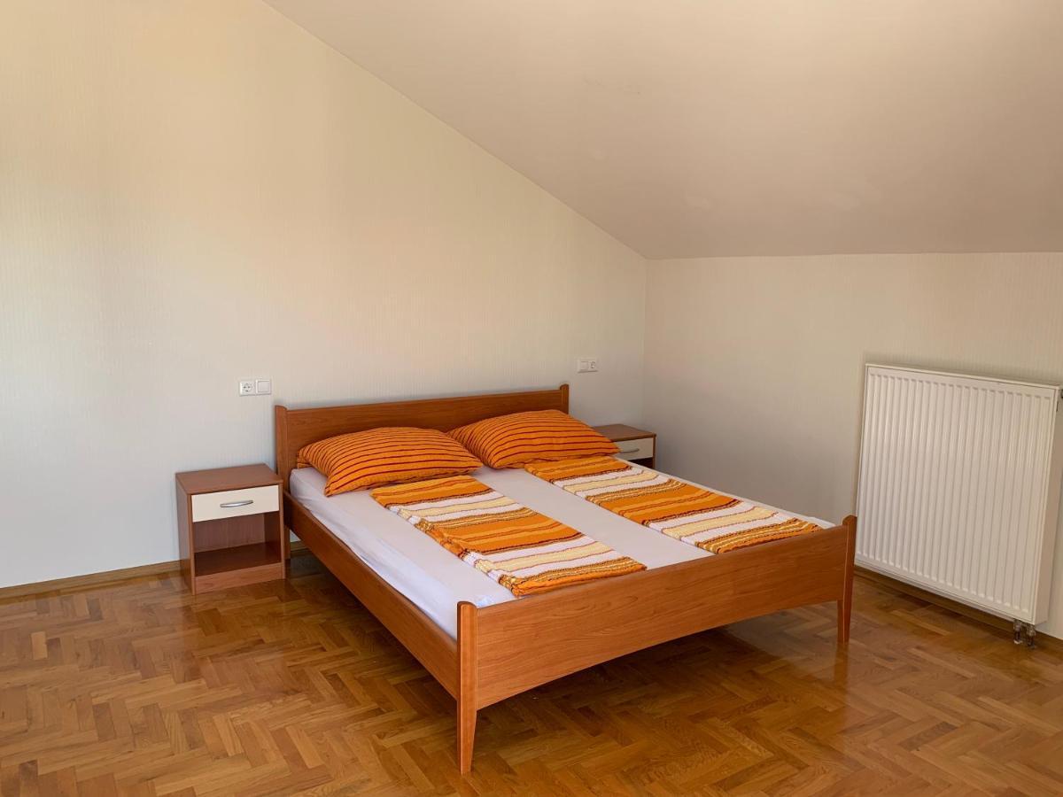 Apartments Dumancic Biograd Na Moru Exterior photo