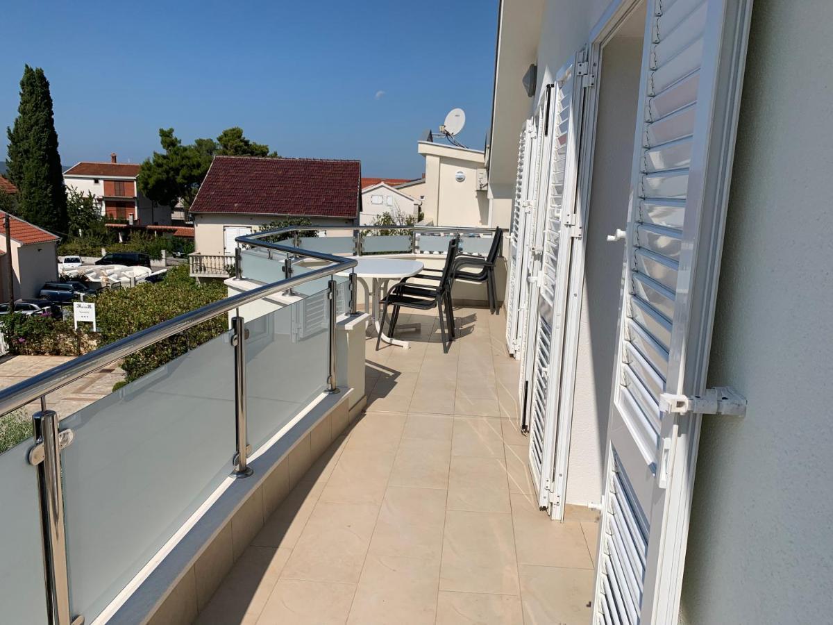 Apartments Dumancic Biograd Na Moru Exterior photo