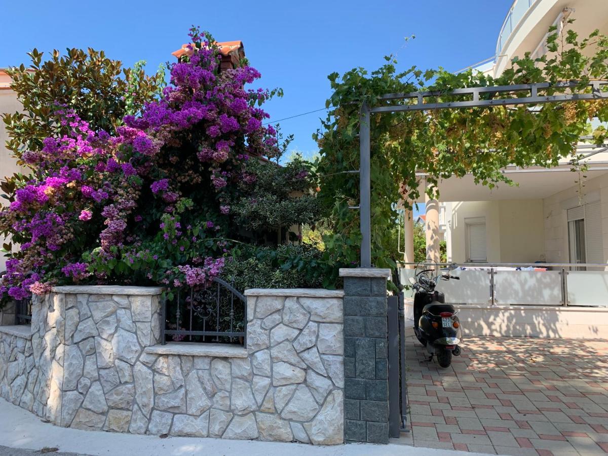 Apartments Dumancic Biograd Na Moru Exterior photo